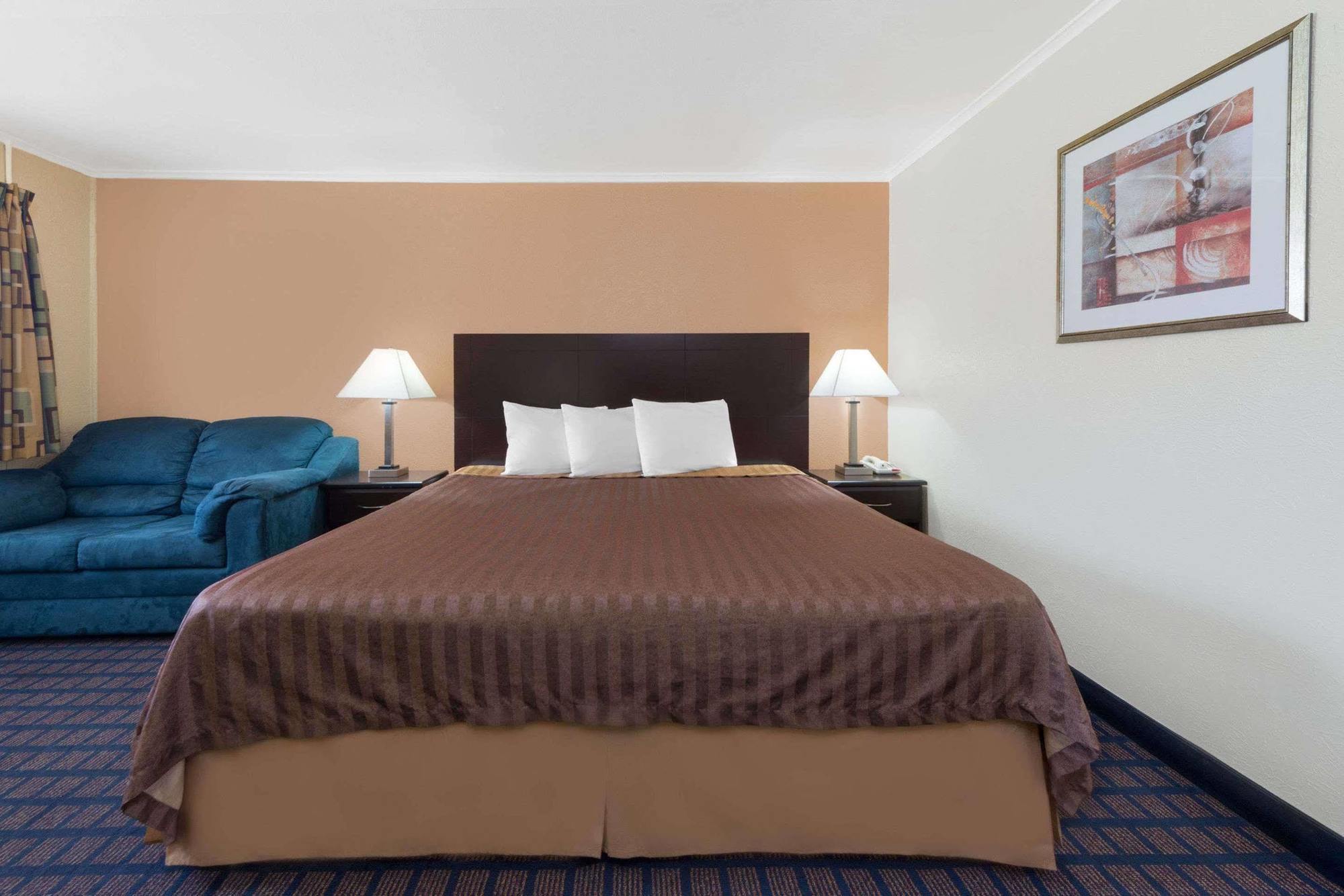 Travelodge By Wyndham Dodge City Ngoại thất bức ảnh