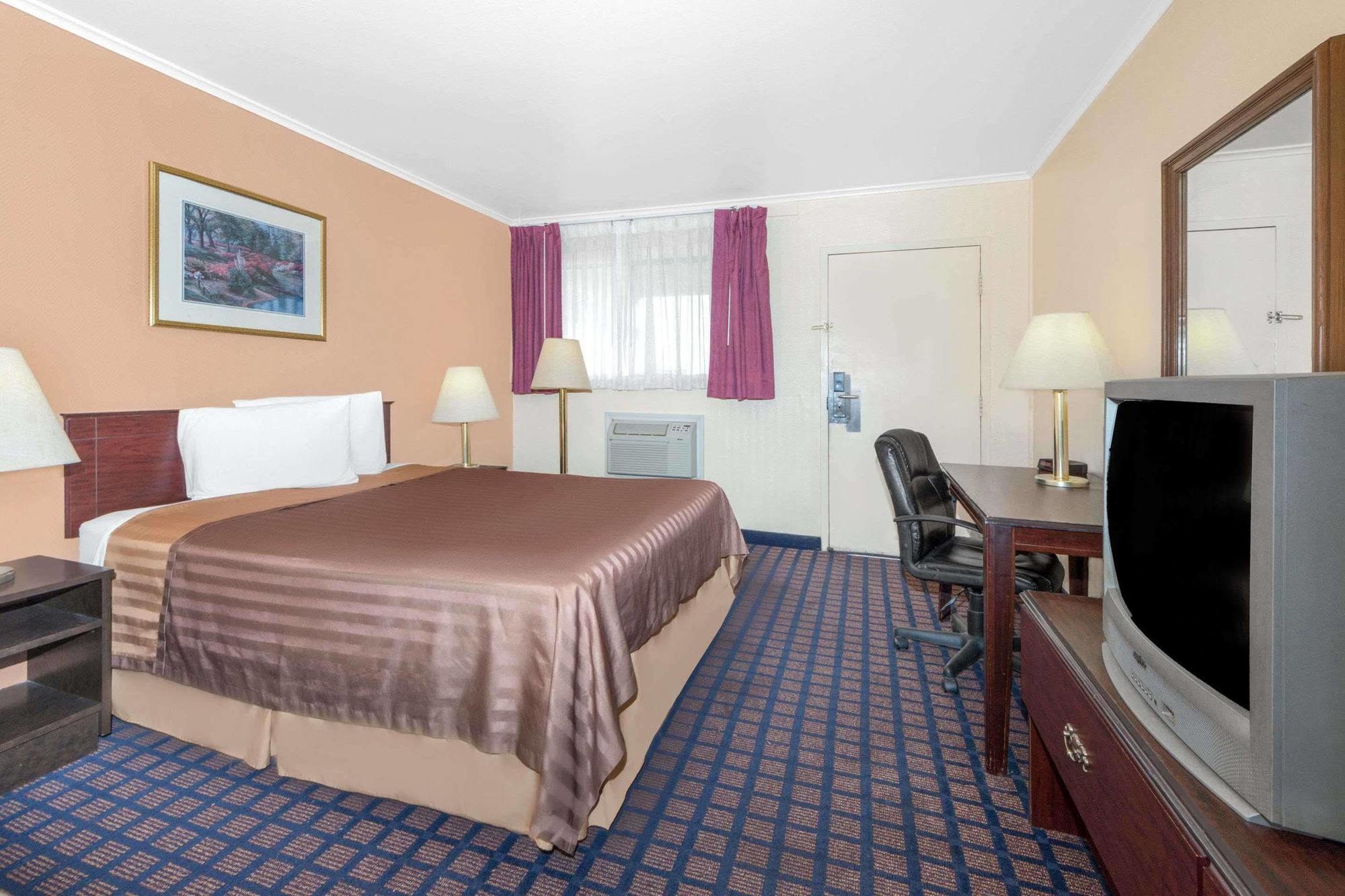 Travelodge By Wyndham Dodge City Ngoại thất bức ảnh
